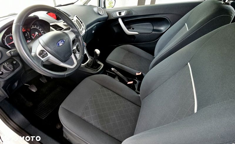 Ford Fiesta 1.25 Titanium - 22