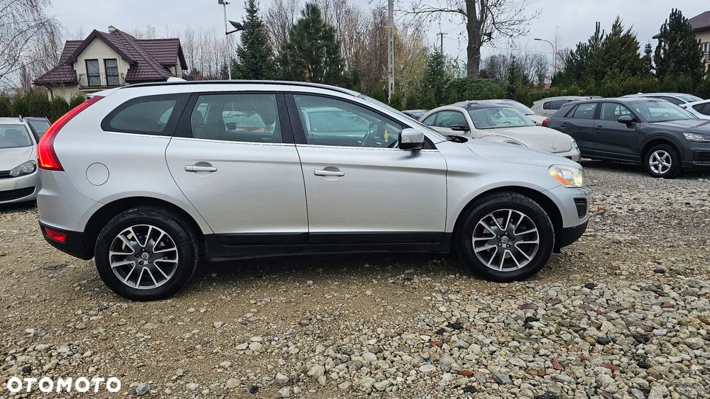 Volvo XC 60 D3 Momentum - 4