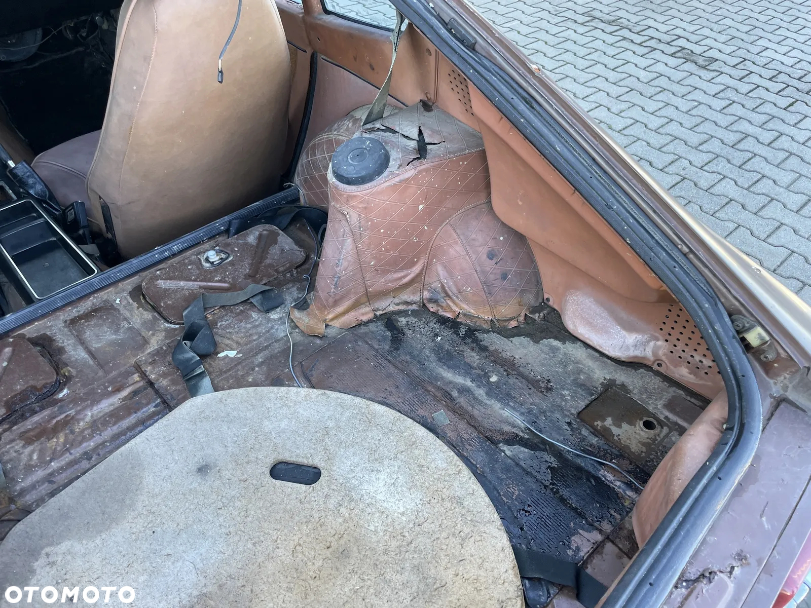 Nissan Inny - 35