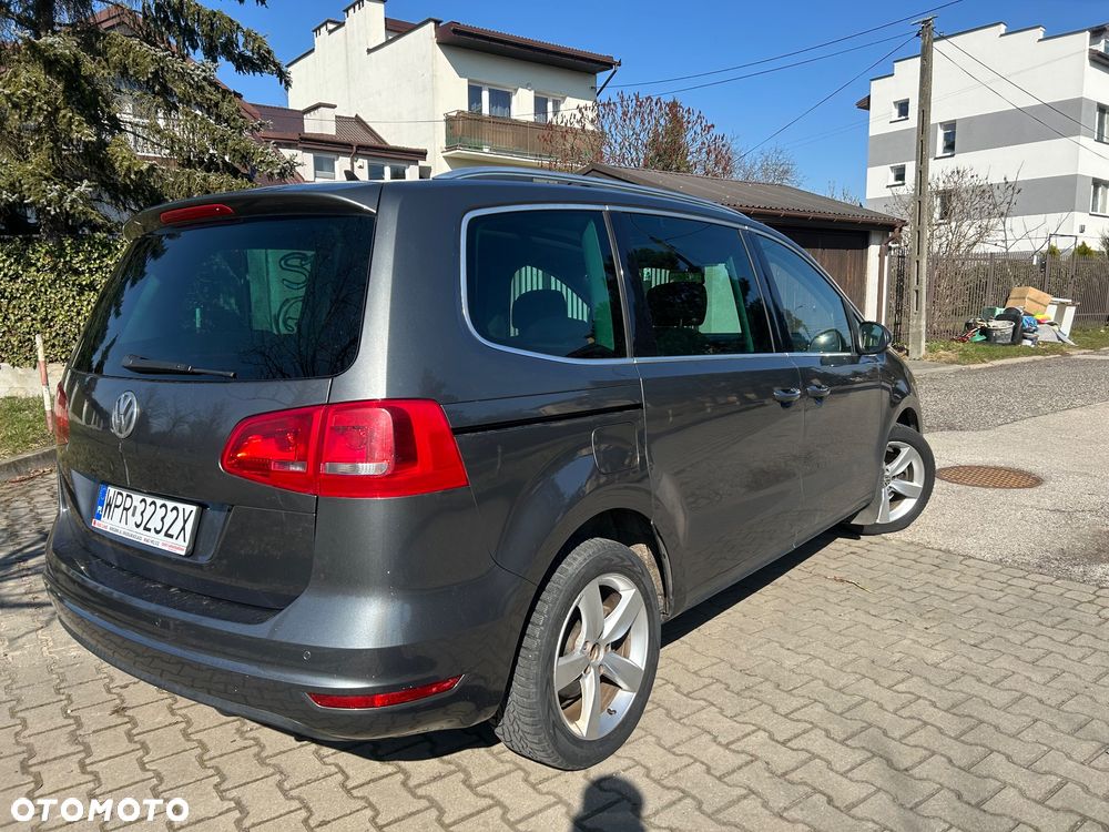 Volkswagen Sharan 2.0 TDI 4MOTION Blue Motion Life - 8
