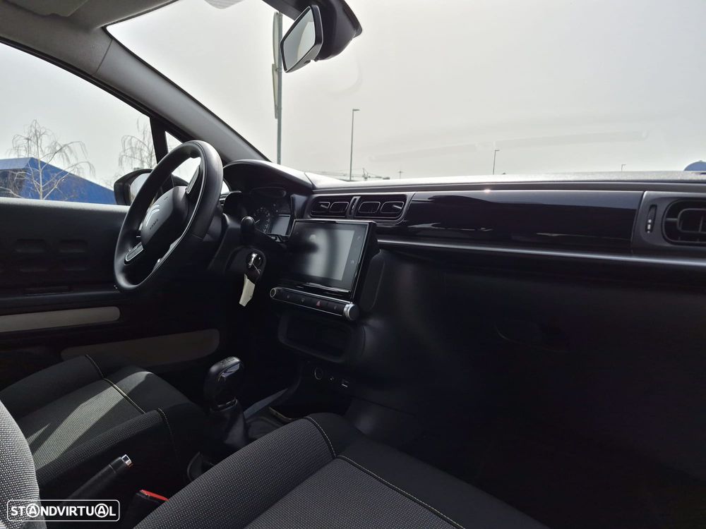 Citroën C3 1.2 PureTech Shine - 9