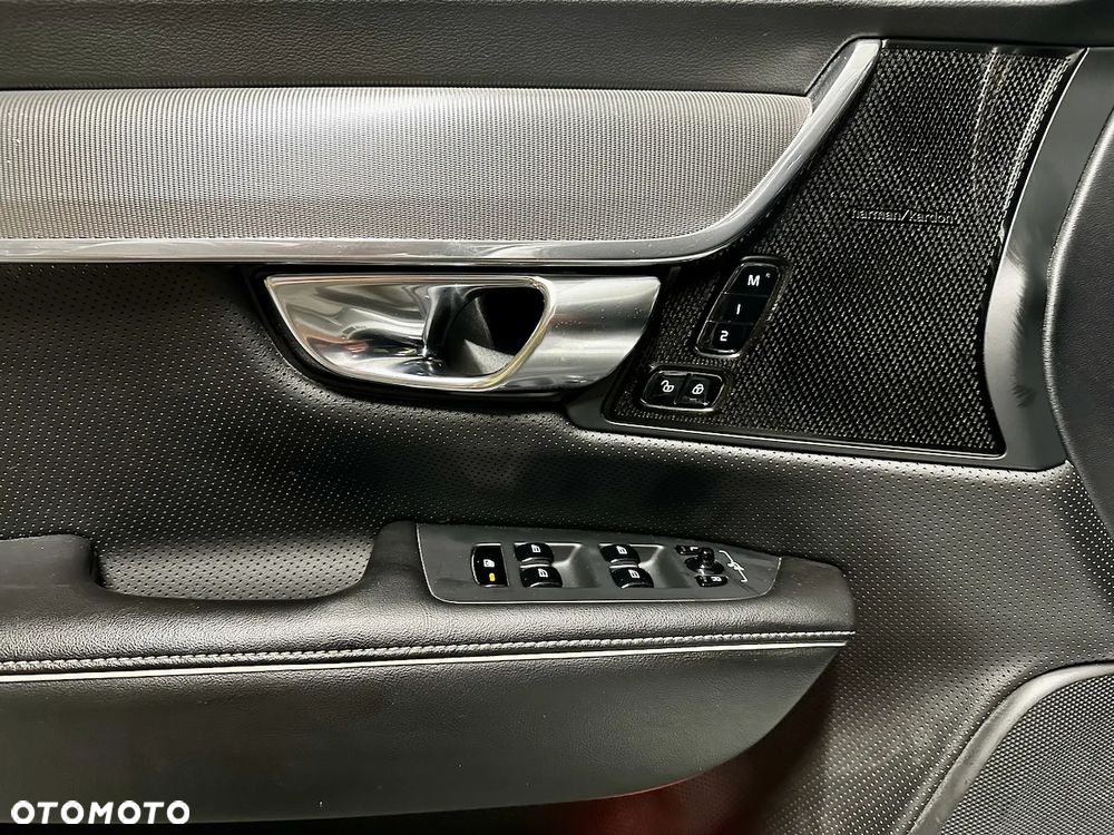 Volvo S90 T6 GPF AWD R-Design - 29