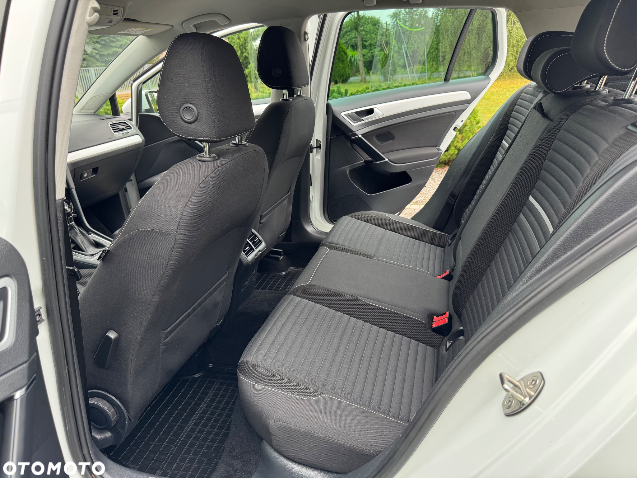 Volkswagen Golf 2.0 BlueTDI Cup - 22