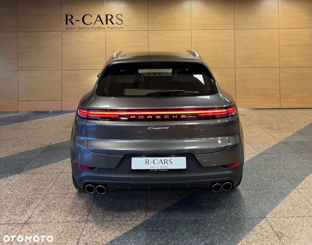 Porsche Cayenne - 5