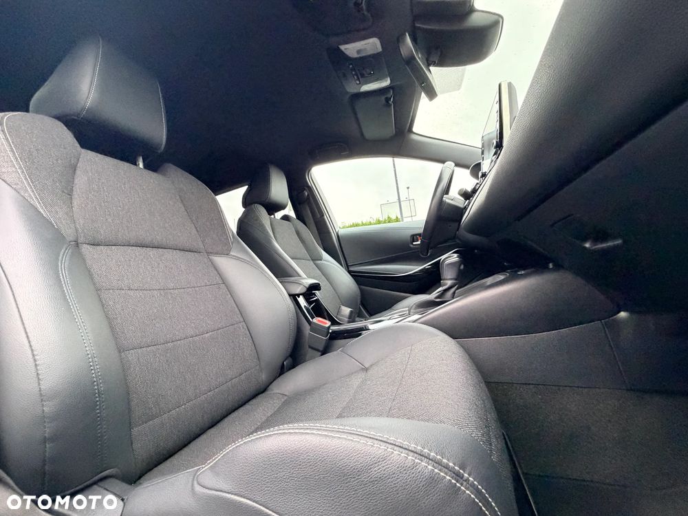 Toyota Corolla 1.8 Hybrid GPF Executive - 20