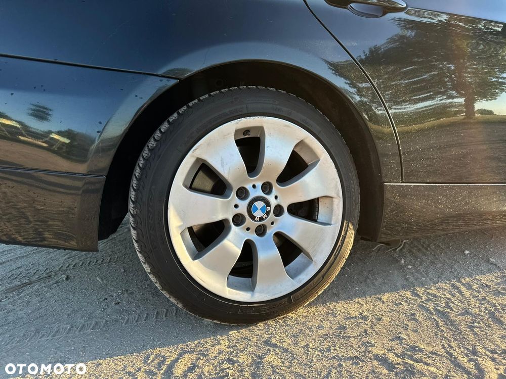 BMW Seria 3 330i - 8