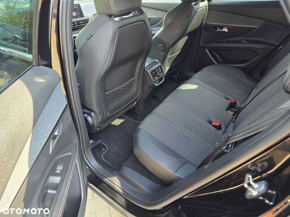 Peugeot 3008 - 9