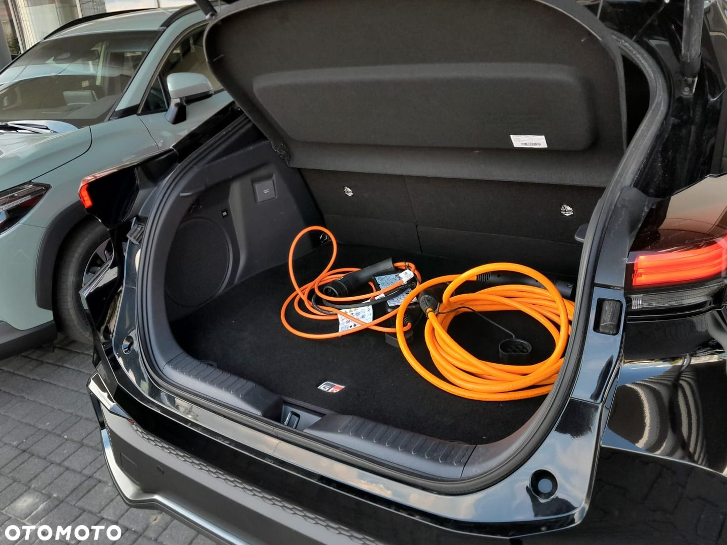 Toyota C-HR - 33