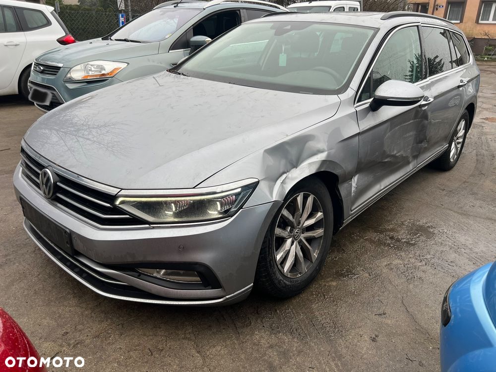Volkswagen Passat 1.6 TDI SCR DSG Business - 4