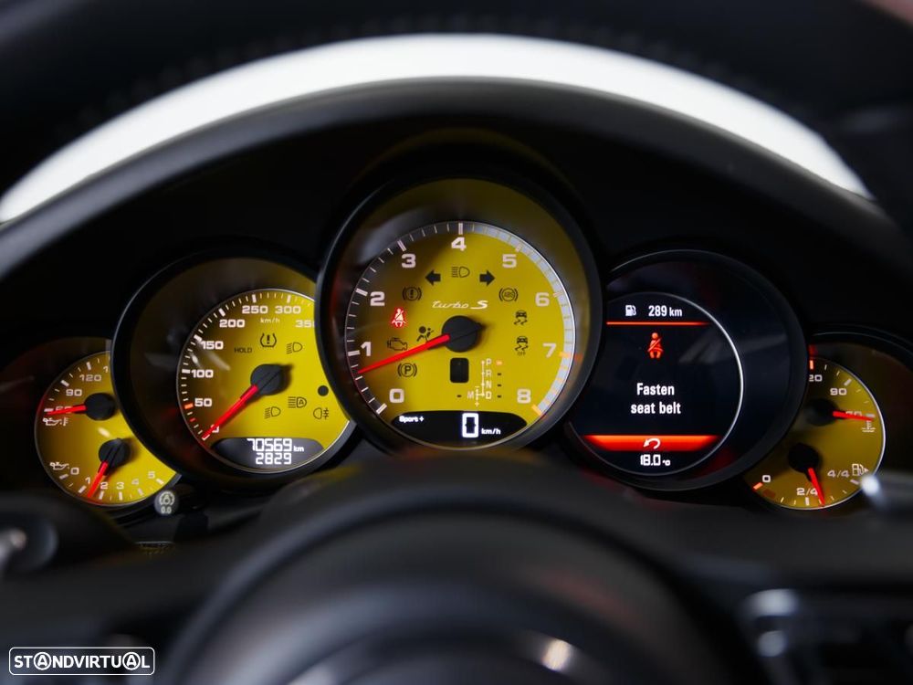 Porsche 911 (991) Turbo S PDK - 10
