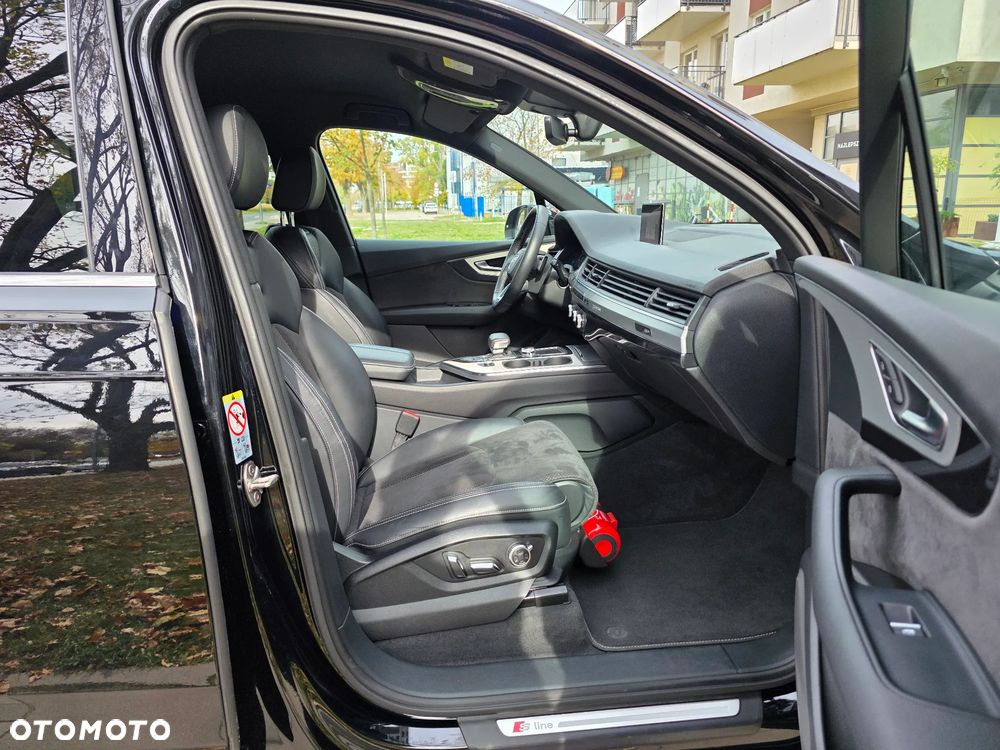 Audi Q7 45 TDI mHEV Quattro S Line Tiptr - 36