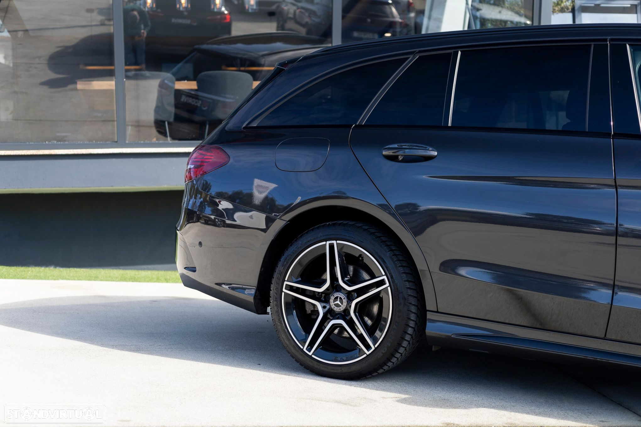 Mercedes-Benz C 300 de AMG Line - 14