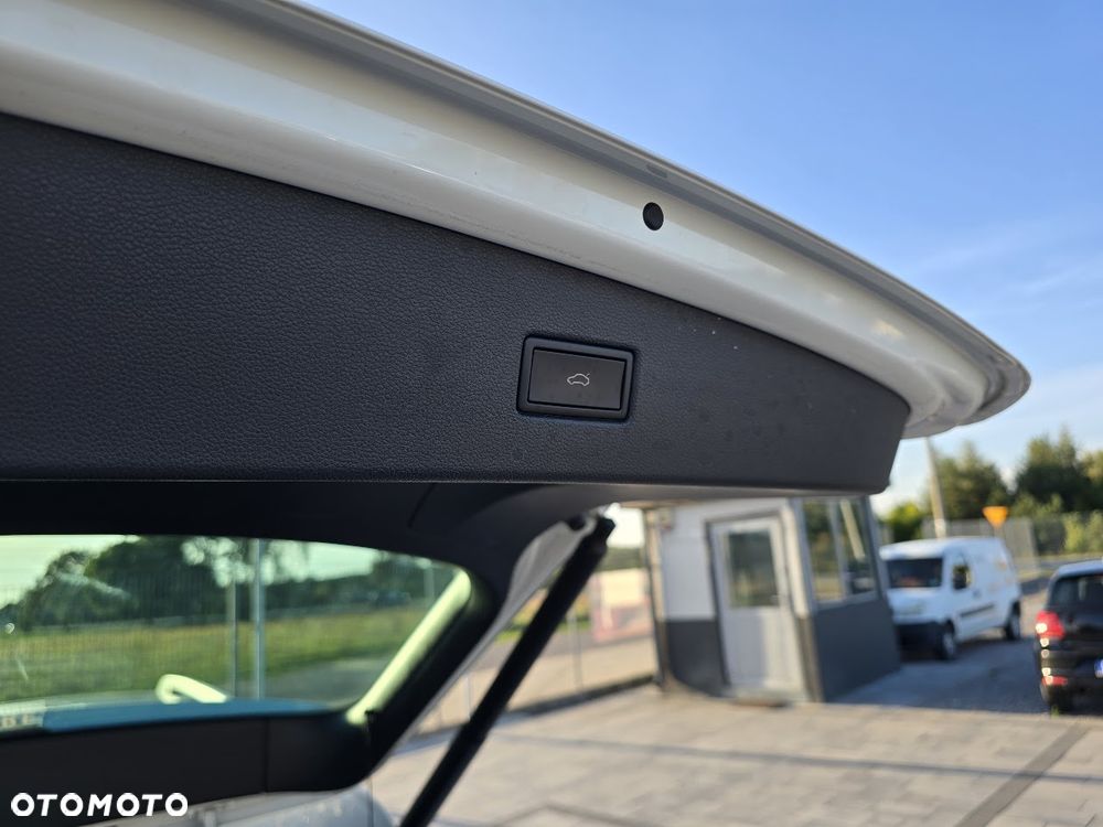 Volkswagen Tiguan 1.5 TSI EVO Elegance DSG - 18