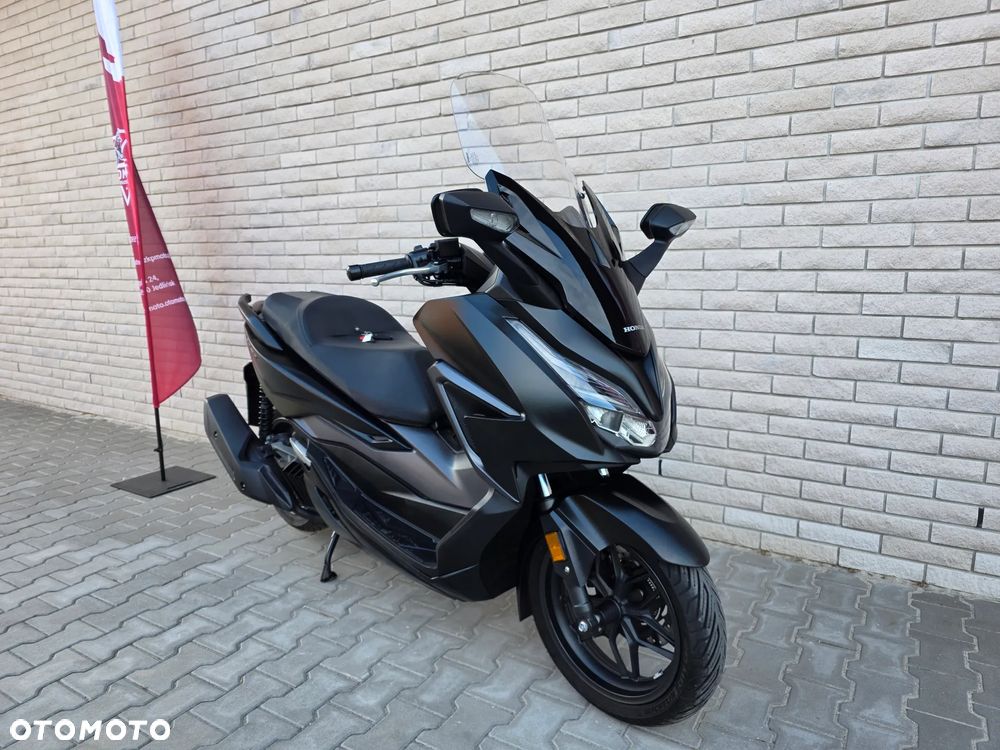 Honda NSS - 9