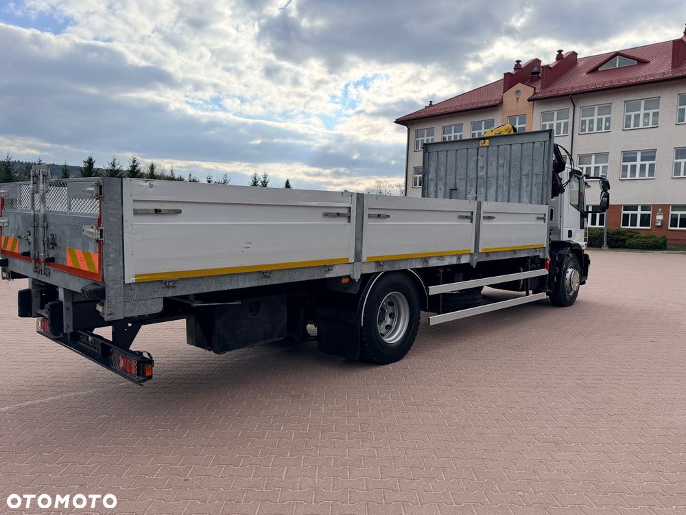 Iveco EUROCARGO 180E25 / Euro 6 / 4X2 / SKRZYNIOWY 7,5m + HDS HYVA HB150X UDŹWIG 5 200KG / STEROWNIE / RADIOWE / ROTATOR / AUTOMAT - 11