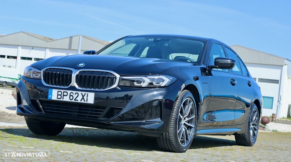 BMW 330 e Auto - 2