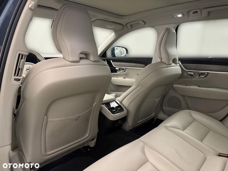 Volvo V90 Cross Country B5 D AWD Ultimate - 18