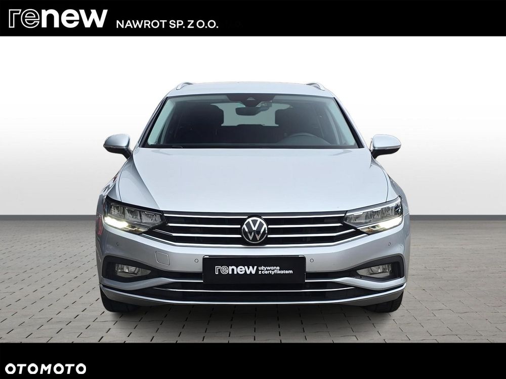 Volkswagen Passat - 8