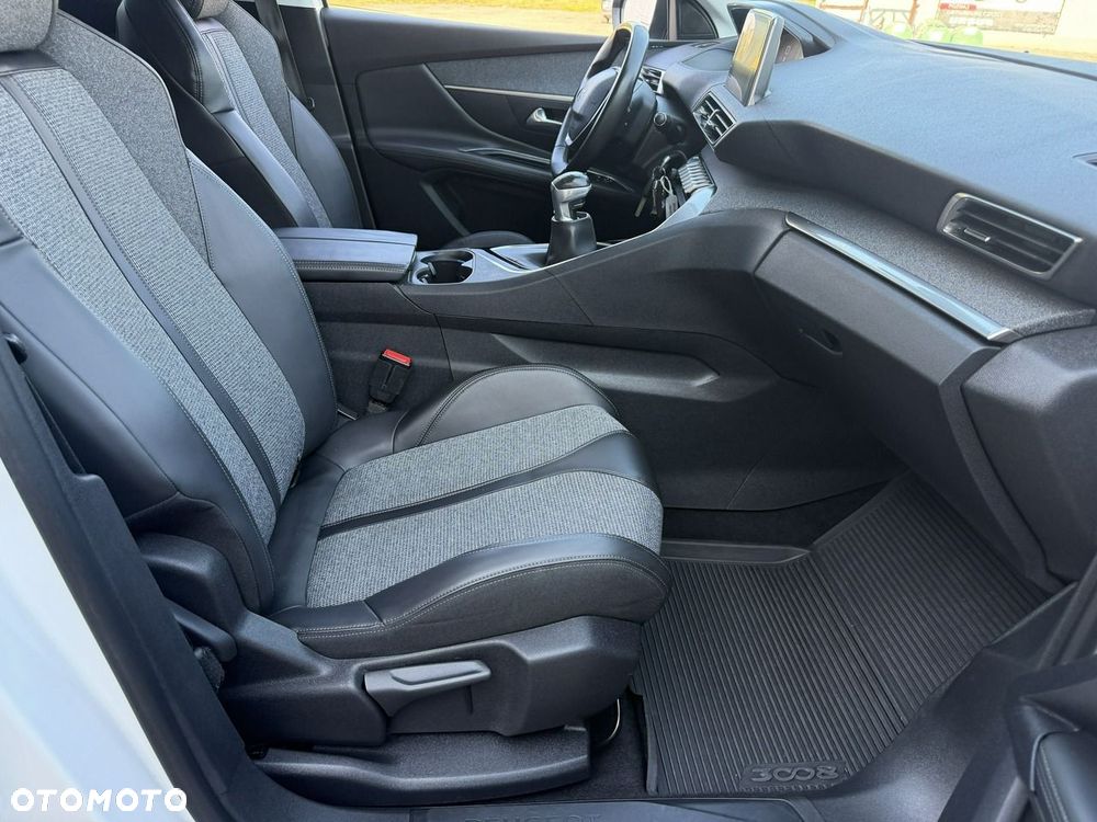 Peugeot 3008 PureTech 130 Stop & Start GPF Active - 31