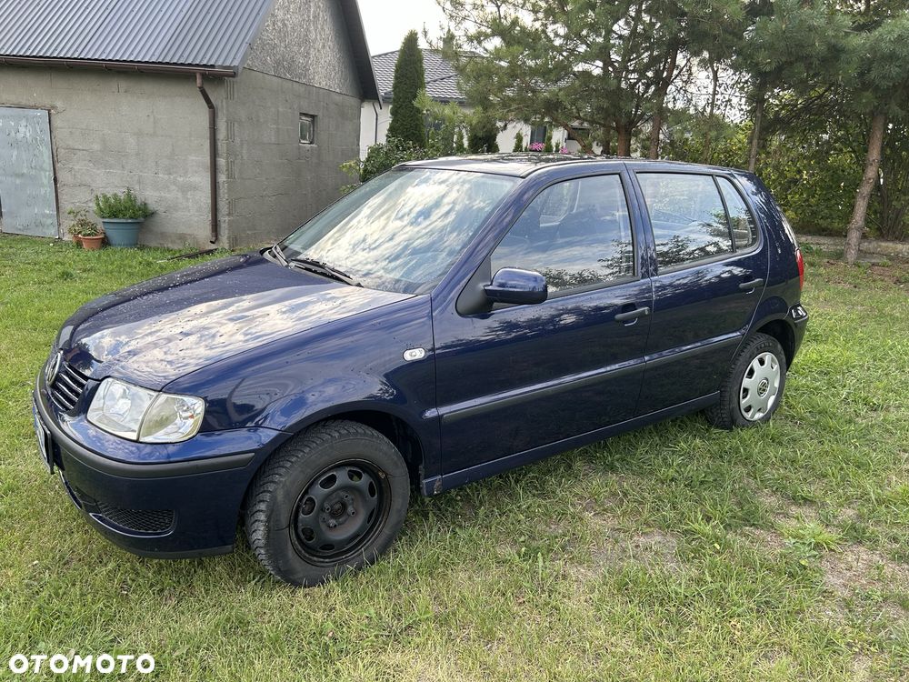 Volkswagen Polo - 2