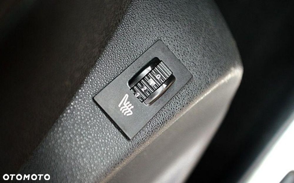 Citroën DS3 1.6 HDi SoChic - 20