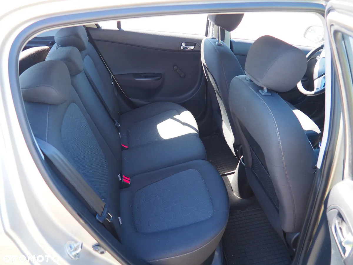 Hyundai i20 - 8