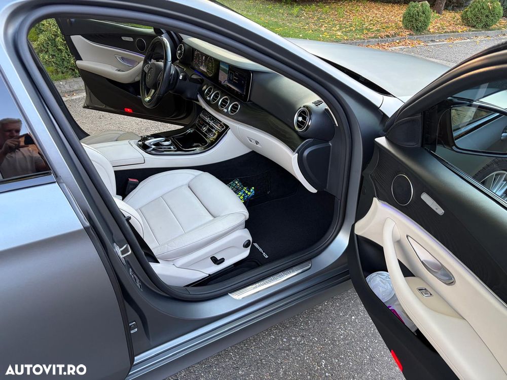 Mercedes-Benz E 220 d 4MATIC Aut. - 12