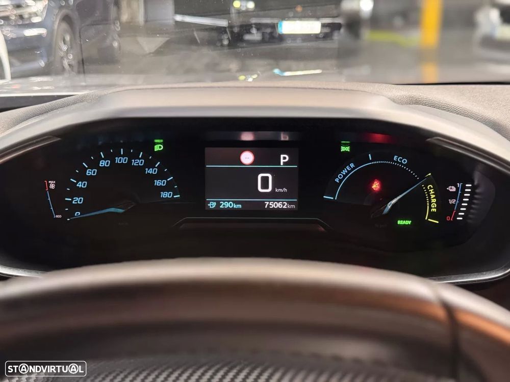 Peugeot e-2008 50 kWh Active Pack - 14