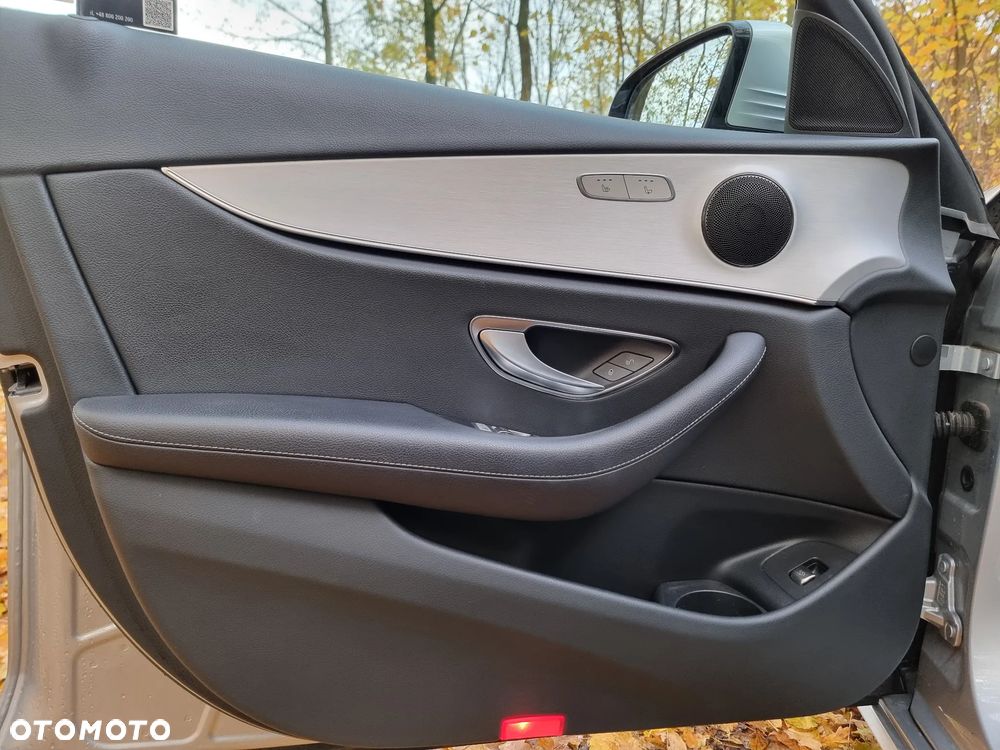 Mercedes-Benz Klasa E - 27