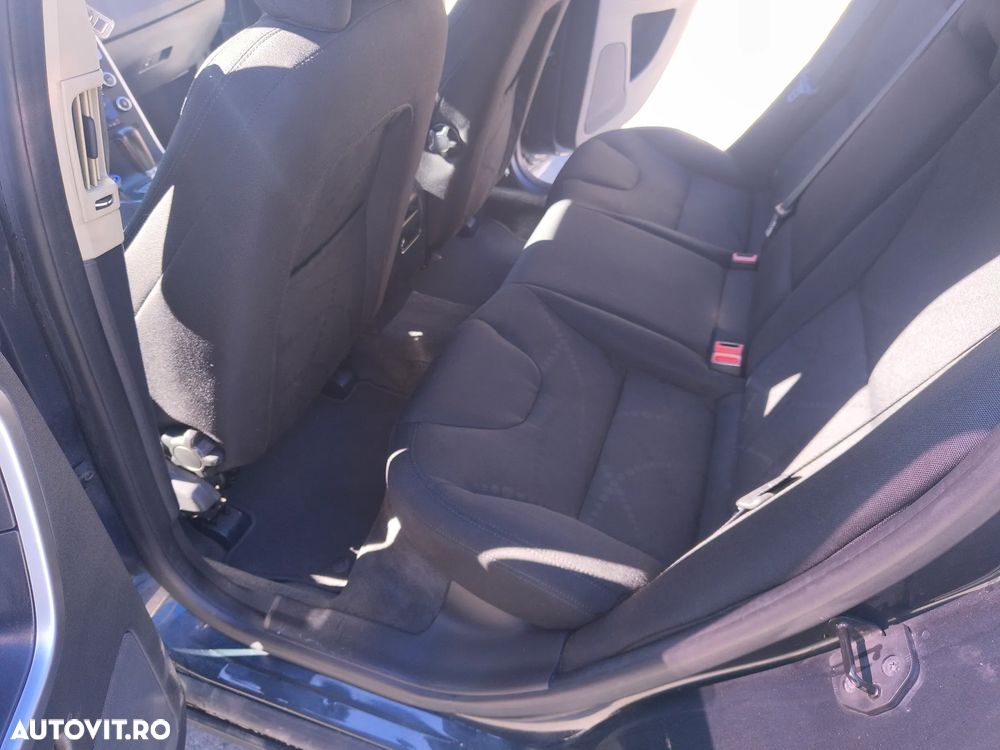 VOLVO XC60 2011 — imagine 8