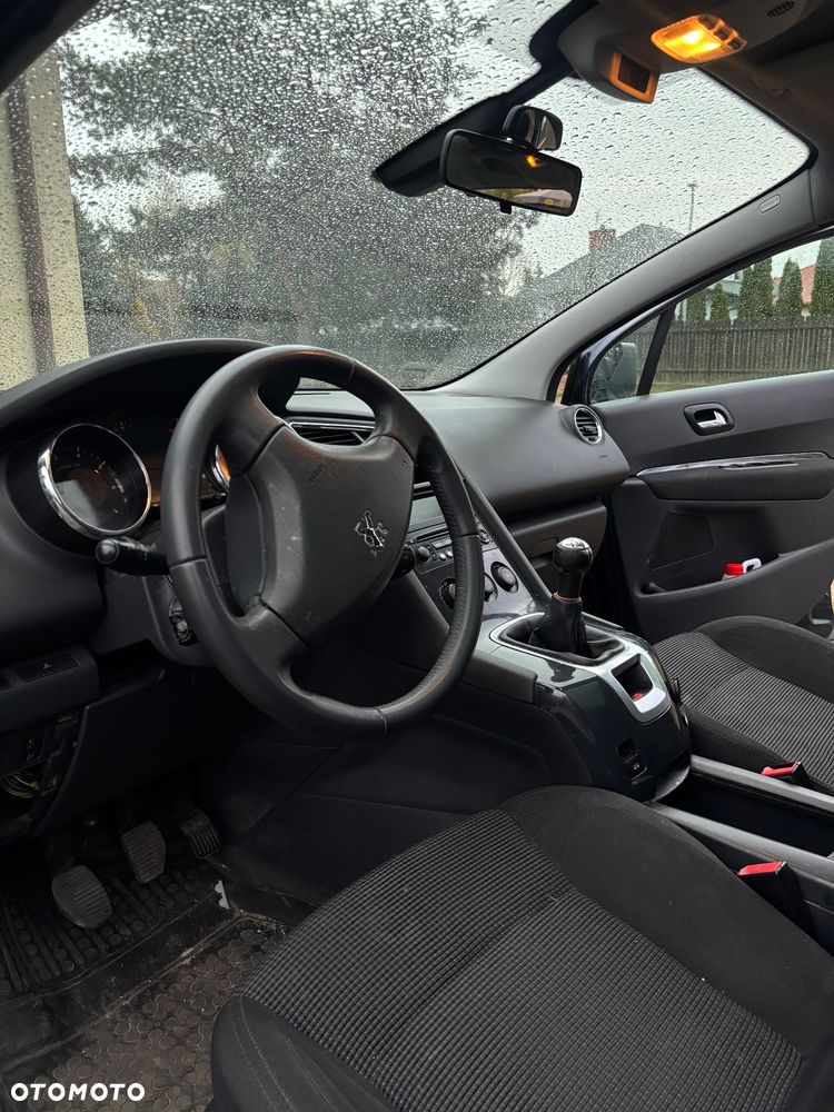 Peugeot 5008 1.6 Active 7os - 8
