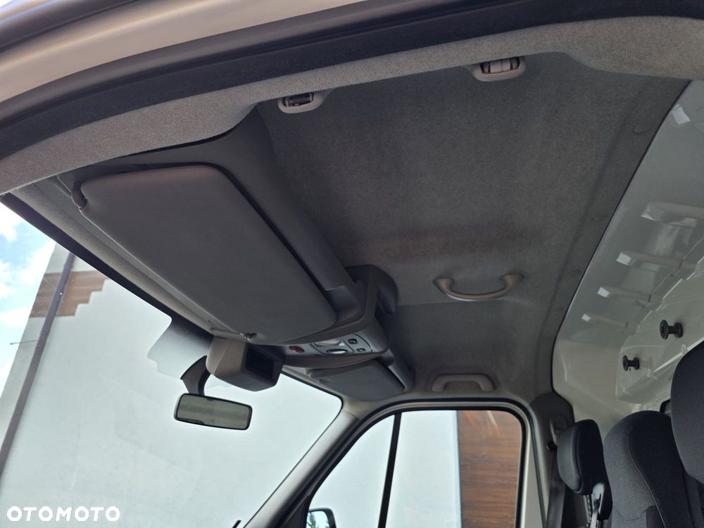 Renault MASTER III - 25