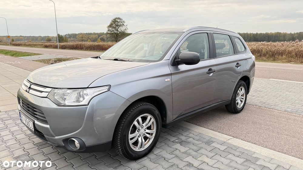 Mitsubishi Outlander 2.0 Intense 2WD - 21