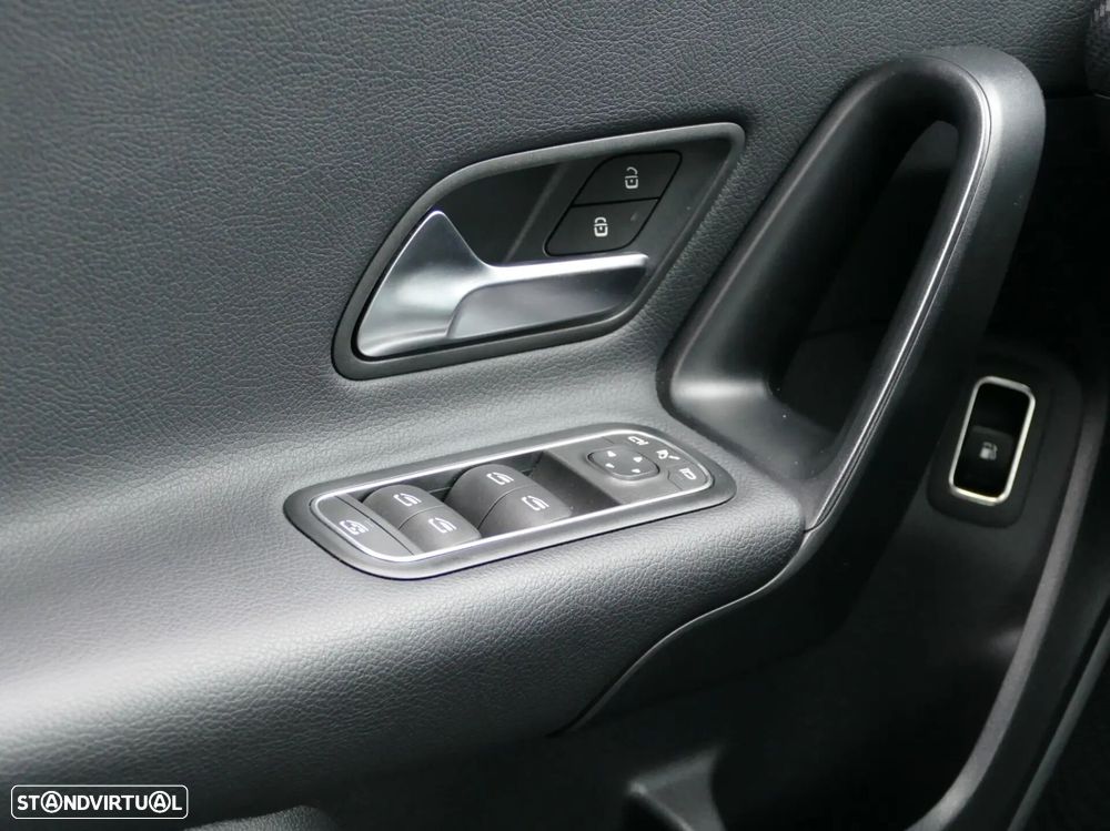 Mercedes-Benz A 250 Style Plus Aut. - 29
