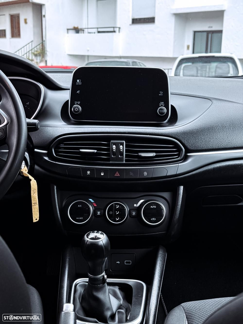 Fiat Tipo Station Wagon 1.3 M-Jet Lounge - 6