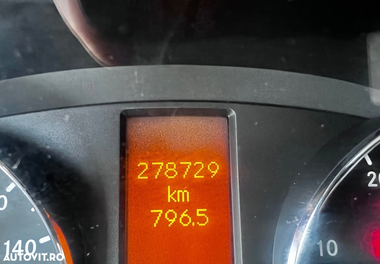 Mercedes-Benz Sprinter - 11