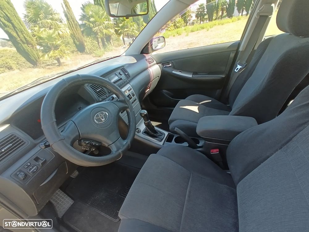Toyota Corolla 1.4 VVT-i - 8