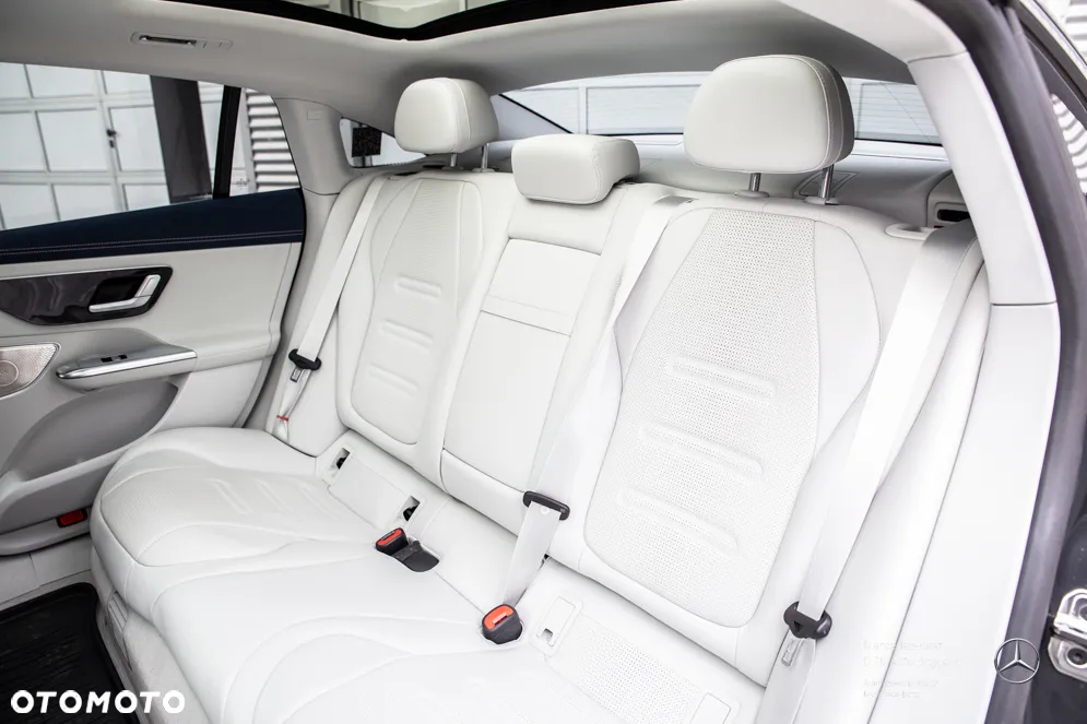 Mercedes-Benz EQE AMG 43 90.5kWh 4-Matic+ - 23
