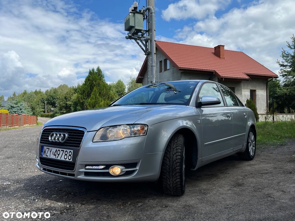 Audi A4 Limousine - 9