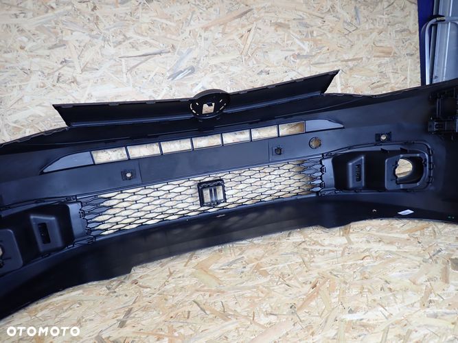 VW CADDY 2K7 20- zderzak przedni przód - 10