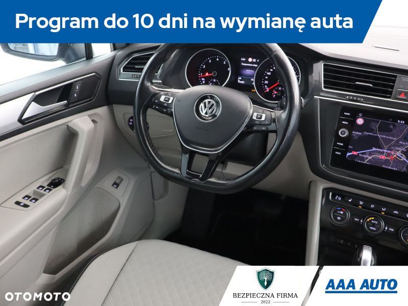 Volkswagen Tiguan - 9