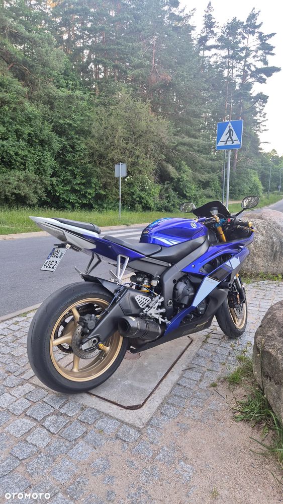 Yamaha R6 - 8