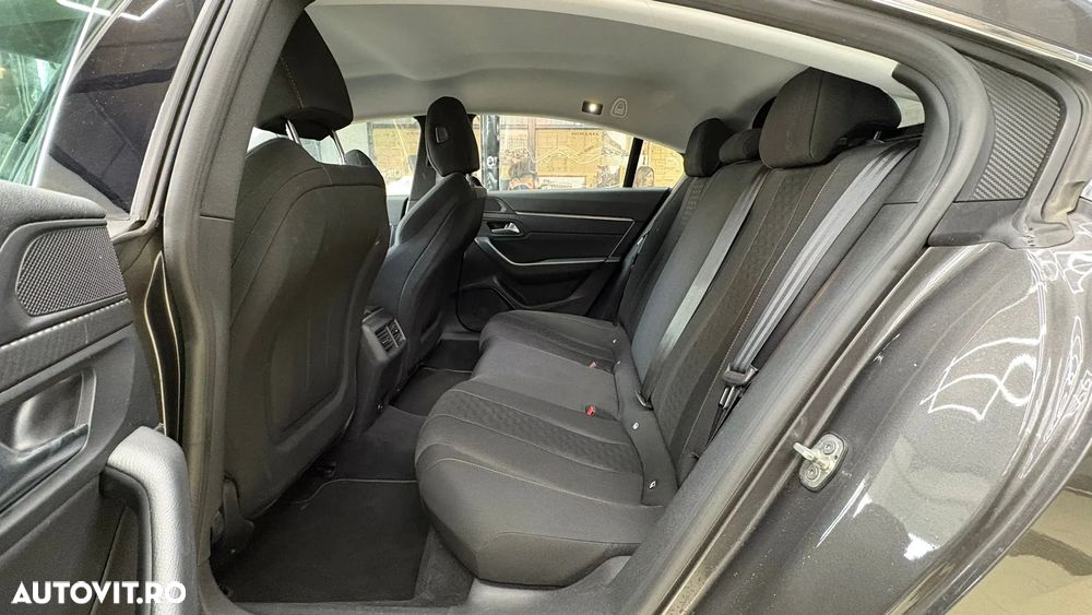 Peugeot 508 PureTech 180 EAT8 Allure - 25