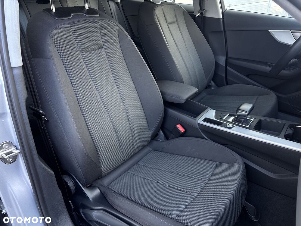 Audi A4 Avant - 32