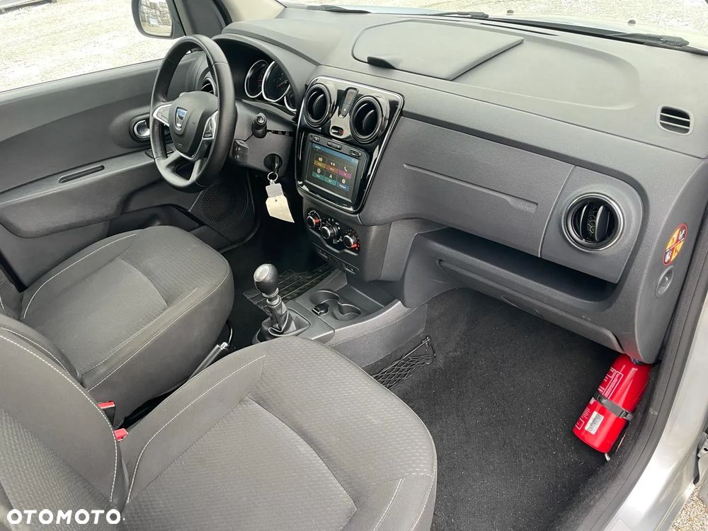 Dacia Lodgy 1.5 Blue dCi Laureate S&S - 11