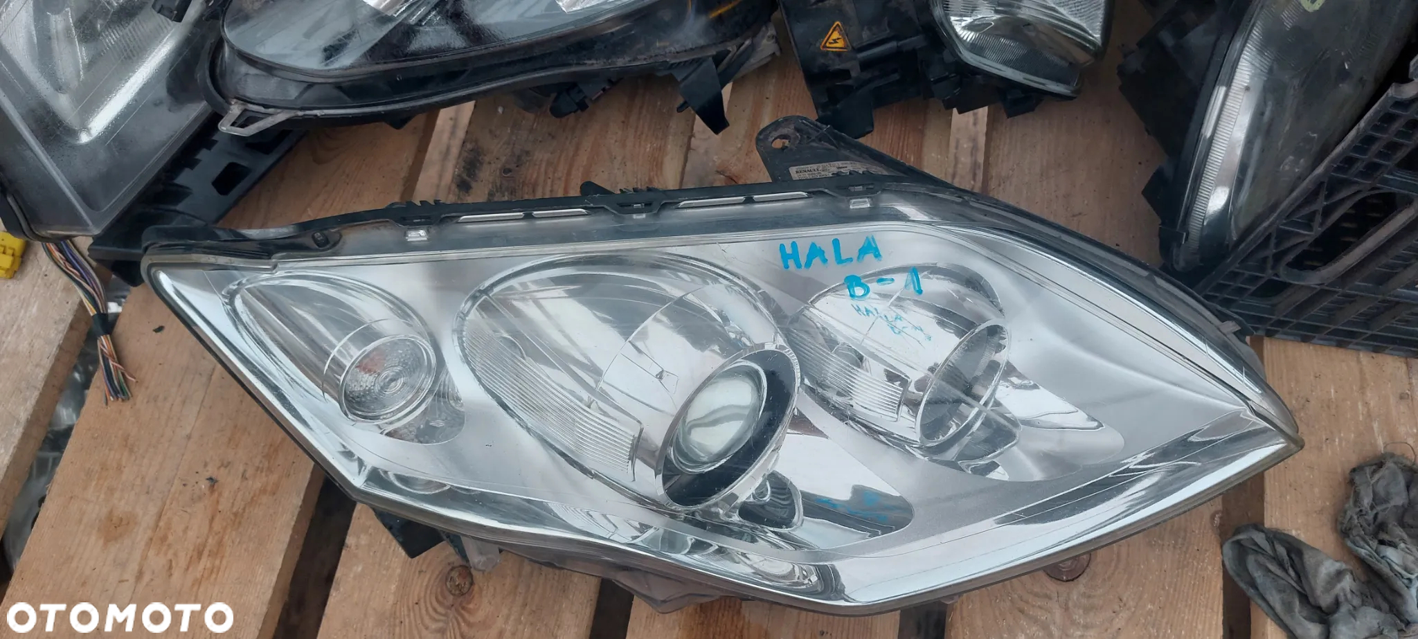 .  PRZOD PRZEDNIA LAMPA PRAWA RENAULT LAGUNA 3 XENON !BEZ PRZETWORNICY! - 2