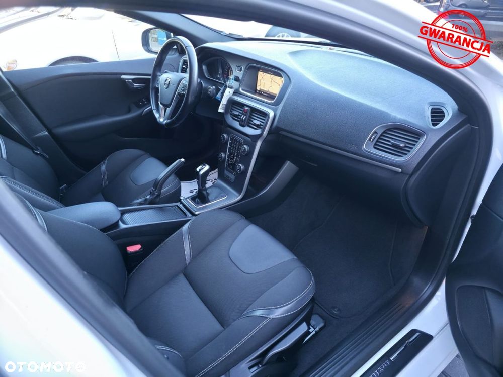 Volvo V40 T2 Inscription - 23