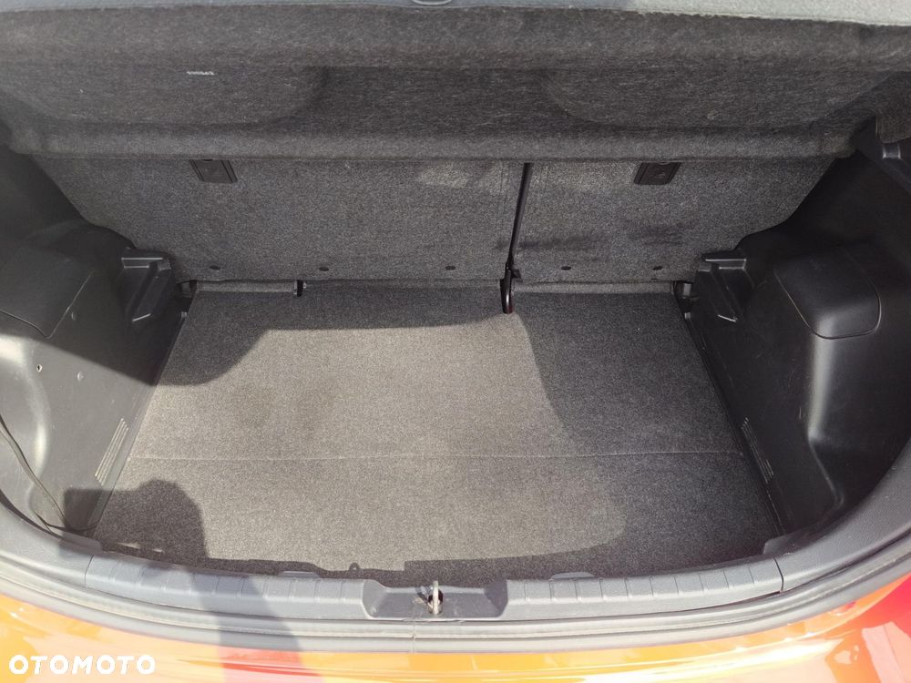 Toyota Yaris 1.0 Active - 12