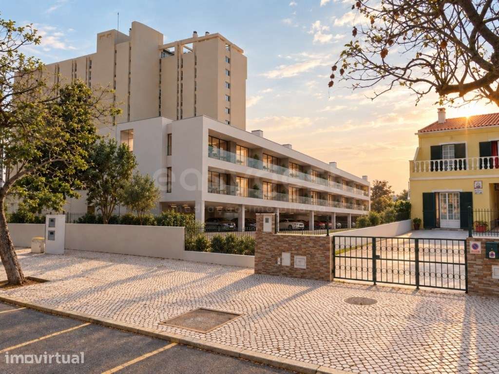 Apartamento T0+1 - Edifício Mares - Fração F