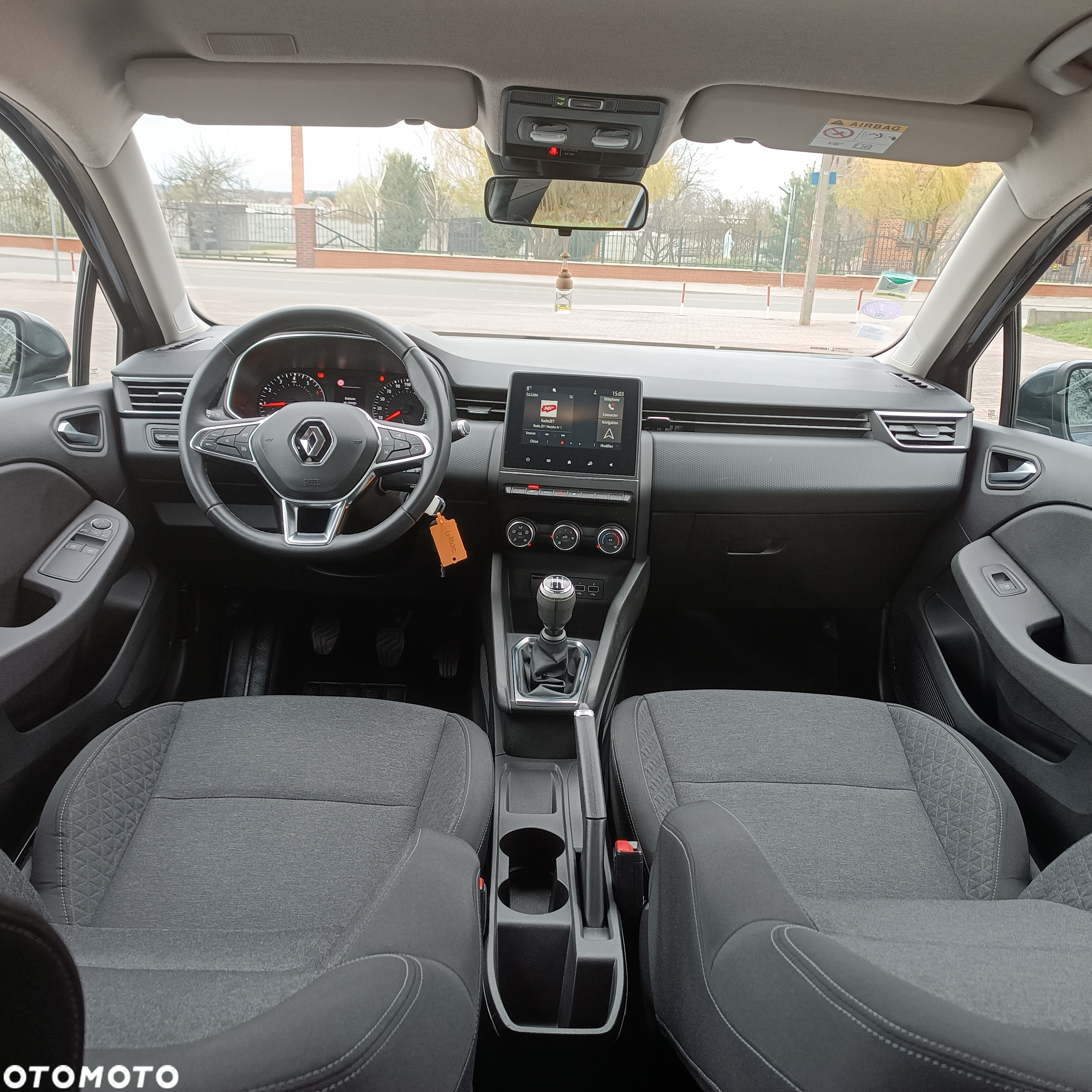 Renault Clio - 24